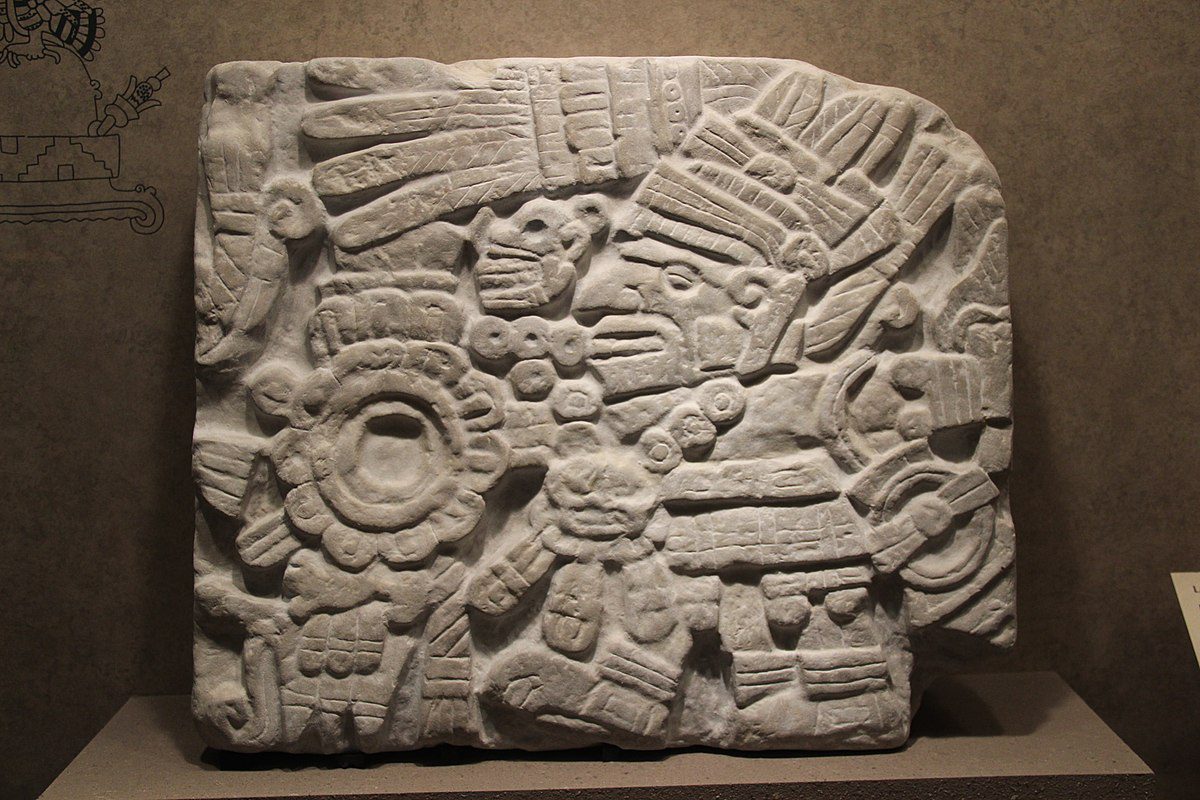Orígenes de la Lengua Mixteca: Raíces y Evolución 3 Antiguos jeroglíficos mixtecos grabados en piedra