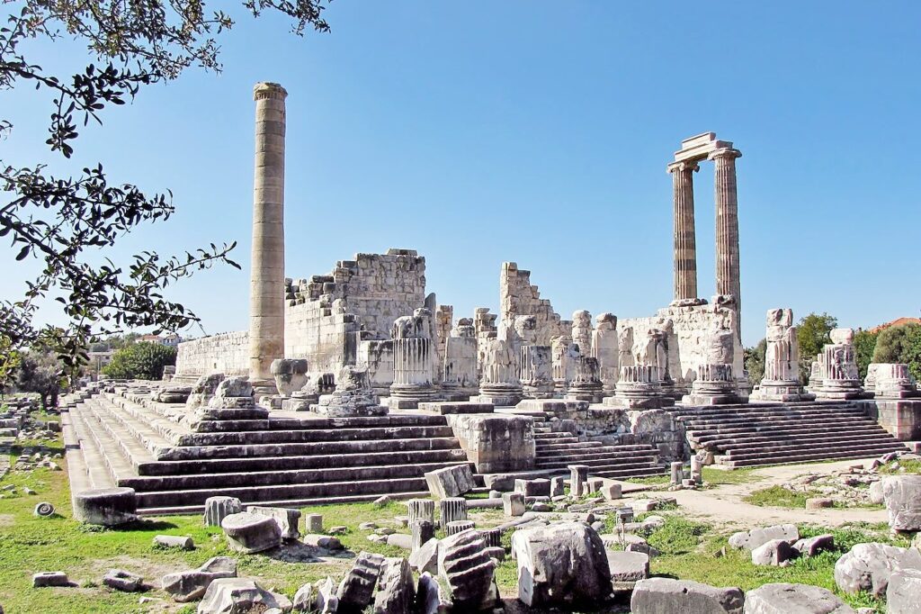 El sorprendente legado de la civilización griega: historia y cultura que te fascinarán 4 El sorprendente legado de la civilización griega: historia y cultura que te fascinarán