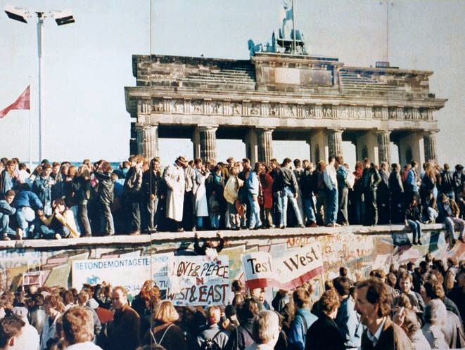 En qué año cayó el Muro de Berlín y por qué fue importante 3 En qué año cayó el Muro de Berlín y por qué fue importante