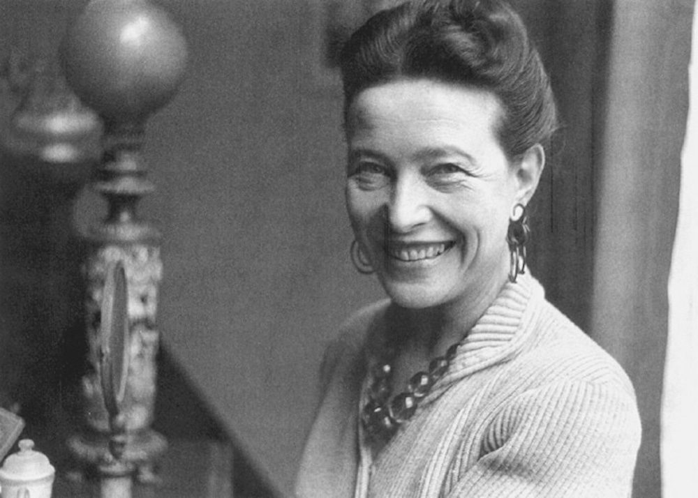 Qué frases célebres de Simone de Beauvoir reflejan su filosofía 18 retrato de simone de beauvoir en su entorno
